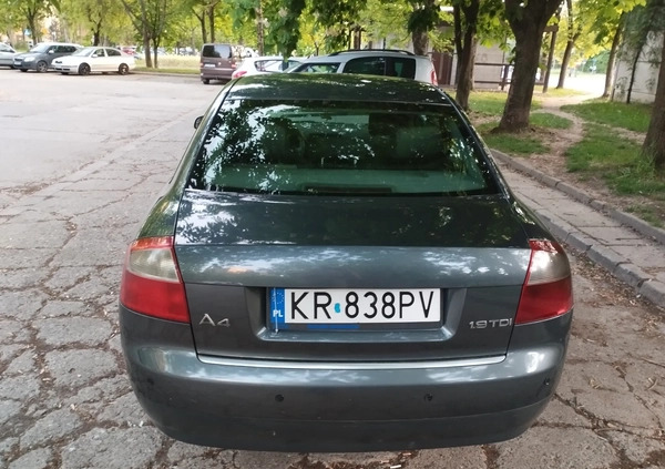 Audi A4 cena 7800 przebieg: 386000, rok produkcji 2004 z Kraków małe 211